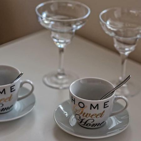 Pat House Apartment Янина Екстериор снимка